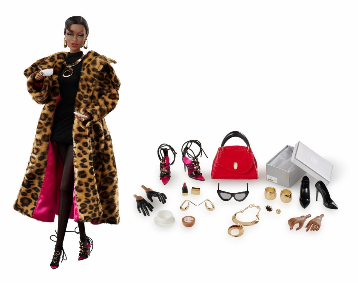 SOCIALITE CAFE ADELE MAKEDA® Modern Muse 2025 Fashion Royalty