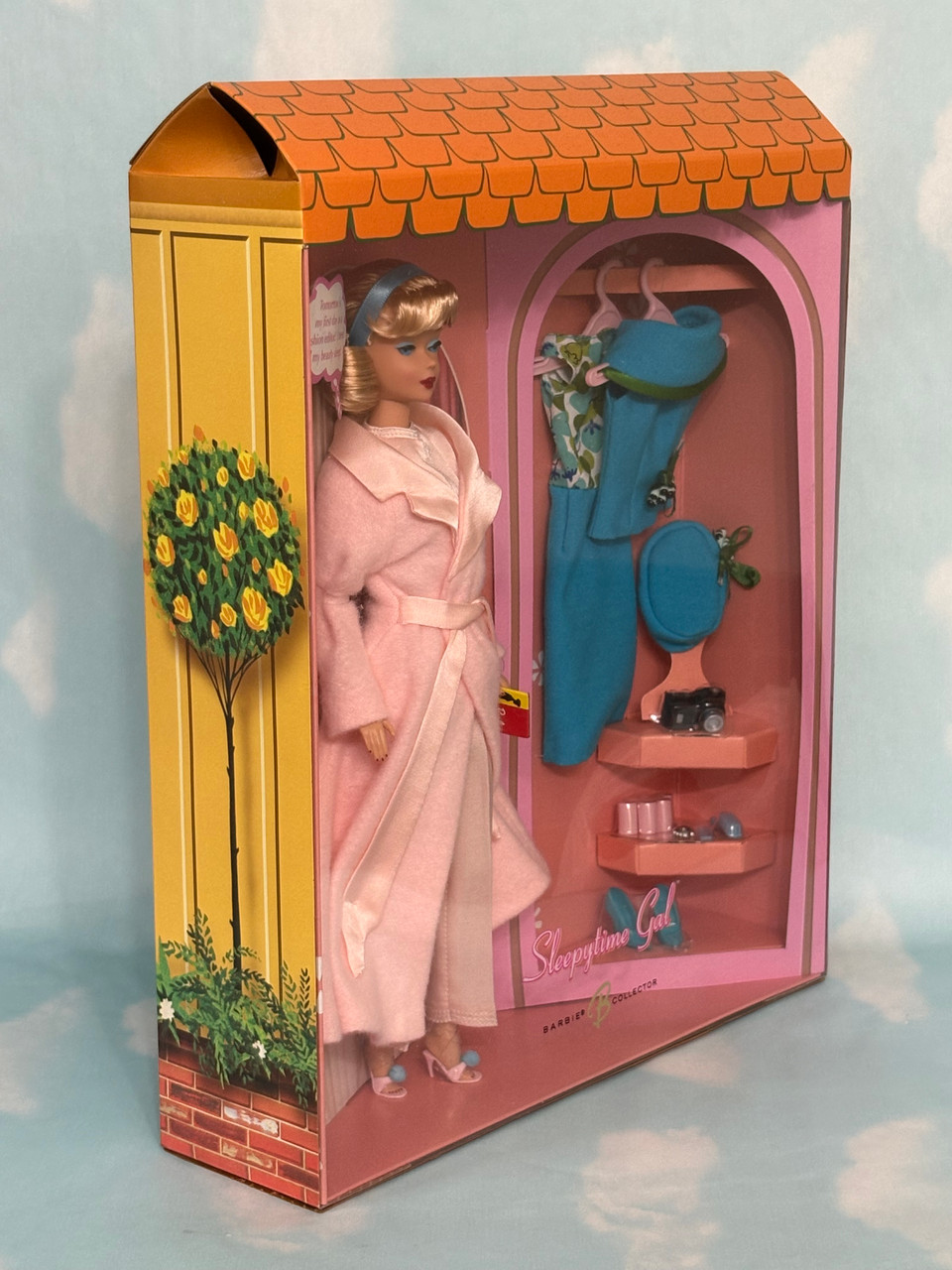 Vintage 1966 SLEEPYTIME GAL #1674 & FASHION EDITOR #1635 Gold
