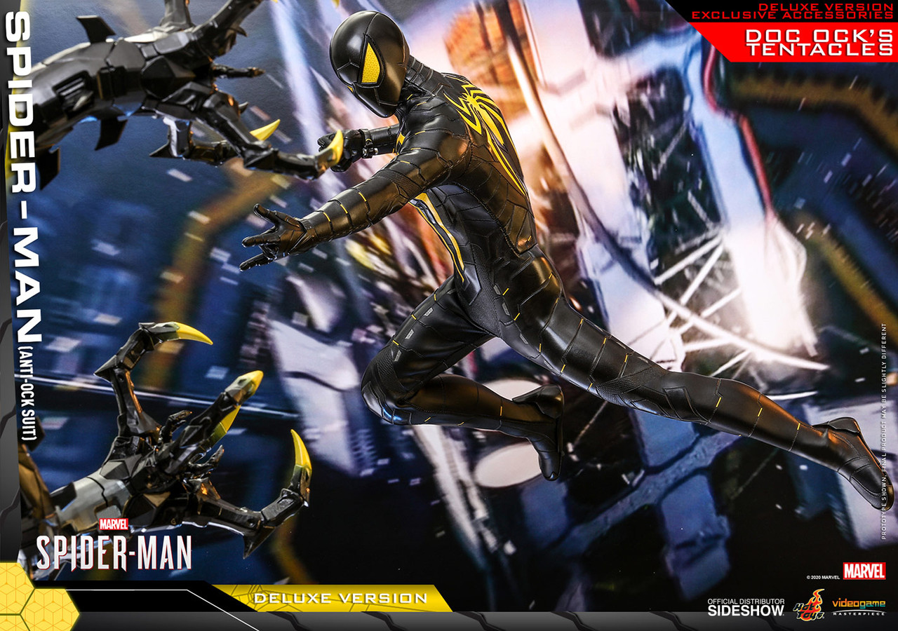 Spider-Man (Black & Gold Suit) Sixth Scale Collectible Figure by