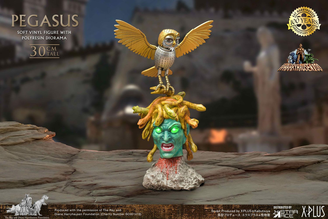 clash of the titans medusa toy