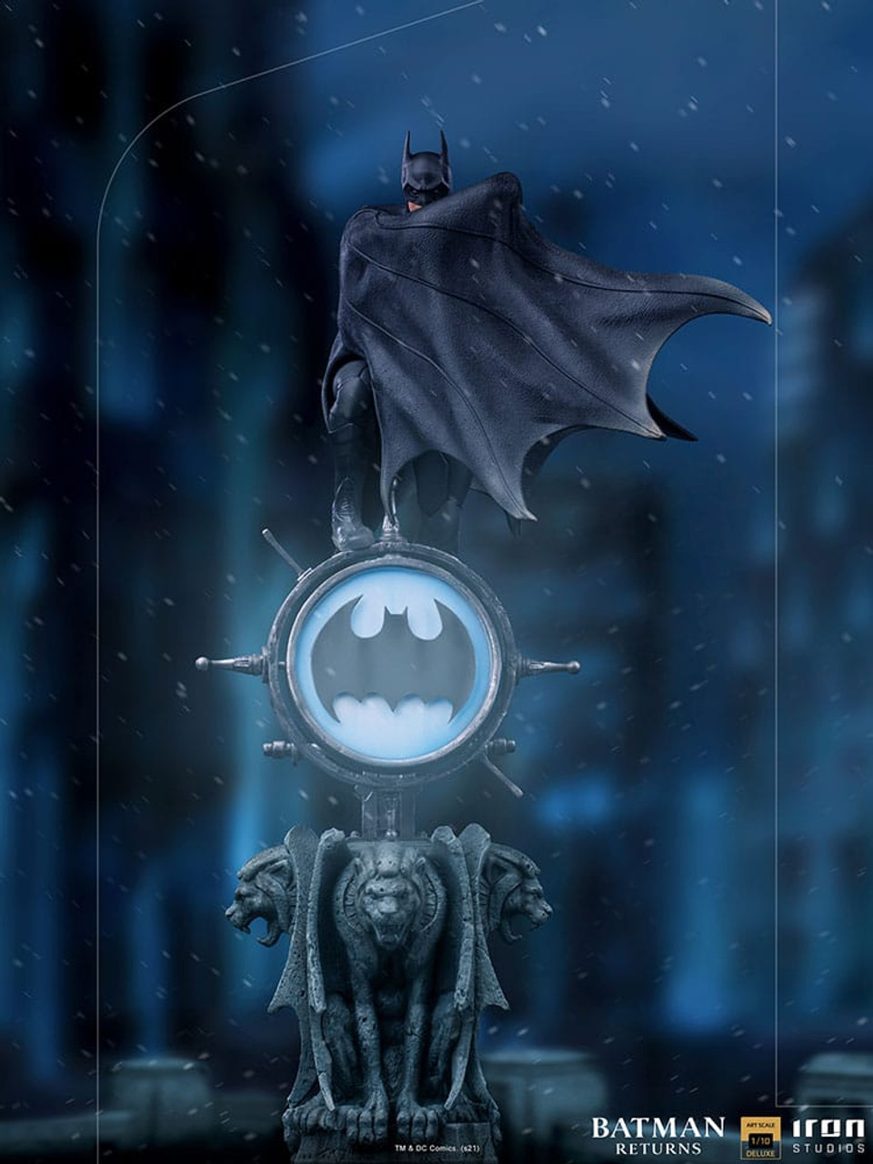 Batman Returns BATMAN Deluxe DC Comics 1:10 Art Scale Statue by Iron  Studios - O'Smiley's Dolls & Collectibles, LLC