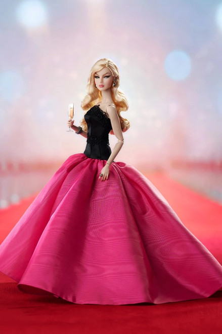Gardenia Agnes Von Weiss® Dressed Doll The Fashion Royalty® Collection by Integrity Gardenia Agnes Von Weiss® Dressed Doll The Fashion Royalty® Collection by Integrity