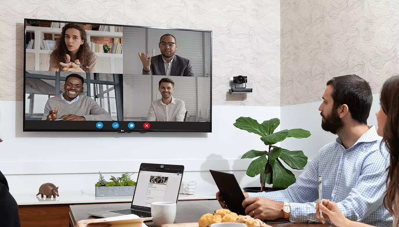 Medium & large conference rooms