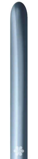 260 modelling latex balloons in Reflex Aurora Blue.