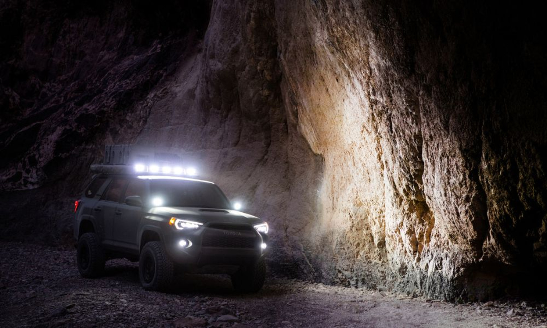 Essential 4x4 Accessories for Your Off-Roading Adventures