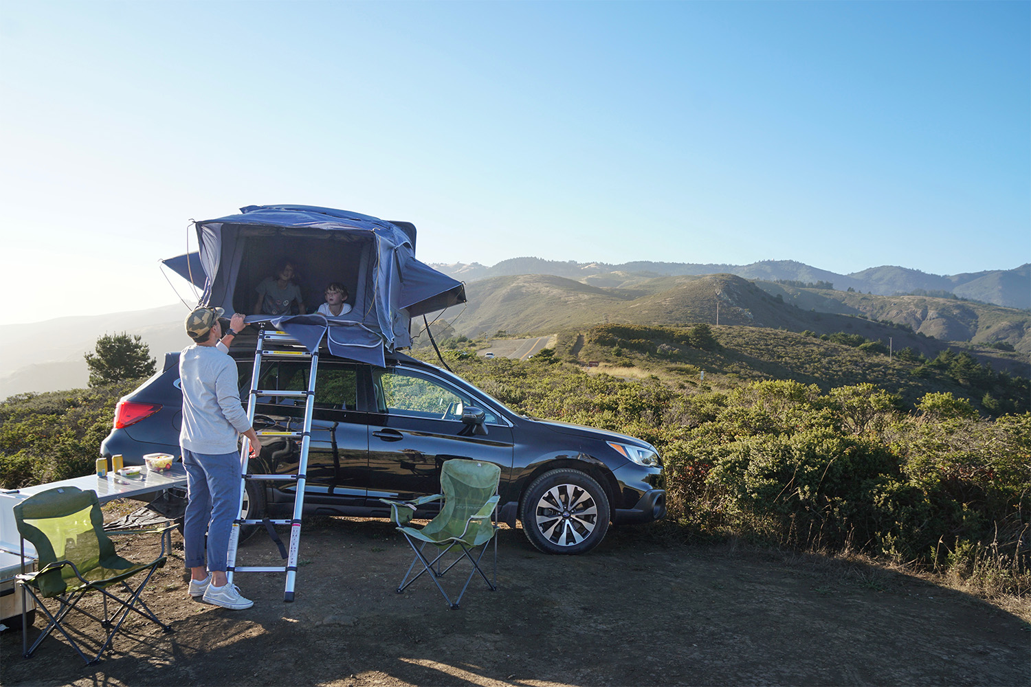 theoutbound nomad 1300 rooftop tent setup