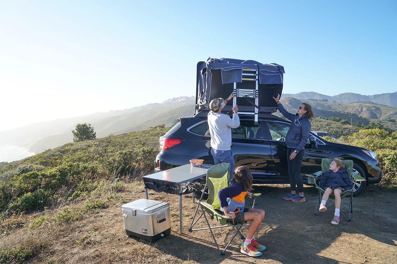 theoutbound nomad 1300 rooftop tent family