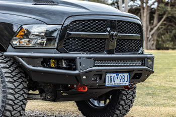 Raid Heavy Duty Side Steps Suited For 2013-2018 Ram 1500