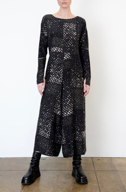 Chic and Modern - This jumpsuit features a long-sleeved design with a wide-leg finish
Playful, thigh-high side slits
Luxurious silk tie at the waist
Reversible, giving you even more versatility in your wardrobe
Imported Chic and Modern - This jumpsuit features a long-sleeved design with a wide-leg finish
Playful, thigh-high side slits
Luxurious silk tie at the waist
Reversible, giving you even more versatility in your wardrobe
Imported