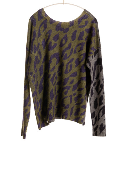 PAYCHI GUH REVERSIBLE LEOPARD PULLOVER
