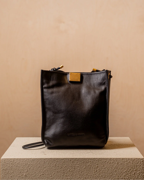 DANIELLA LEHAVI 'CAPRI' SMALL CROSSBODY BLK FRONT