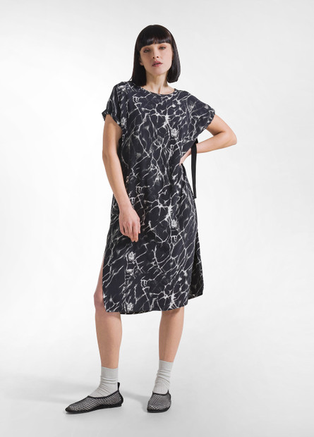 DEHA LIGHTWEIGHT DRESS - FRONT VIEW 