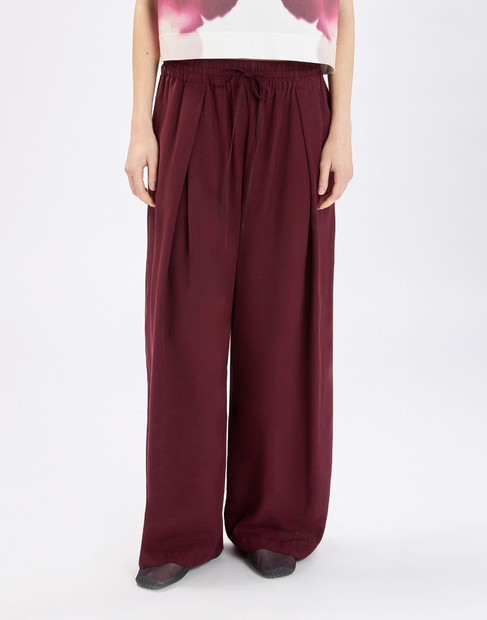 HIGH 'SOJOURN' WIDE LEG PANT - FRONT VIEW MODEL