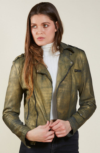 Vintage Style and Bestselling Perfection: Jakett NYC Leather Jackets at Avalon Clothing Company in Vail and Beaver Creek Vintage Style and Bestselling Perfection: Jakett NYC Leather Jackets at Avalon Clothing Company in Vail and Beaver Creek