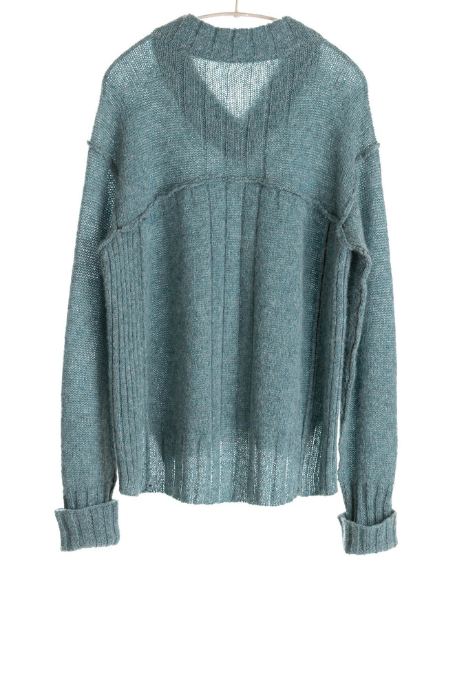 PAYCHI GUH DREAMY V-NECK PULLOVER
