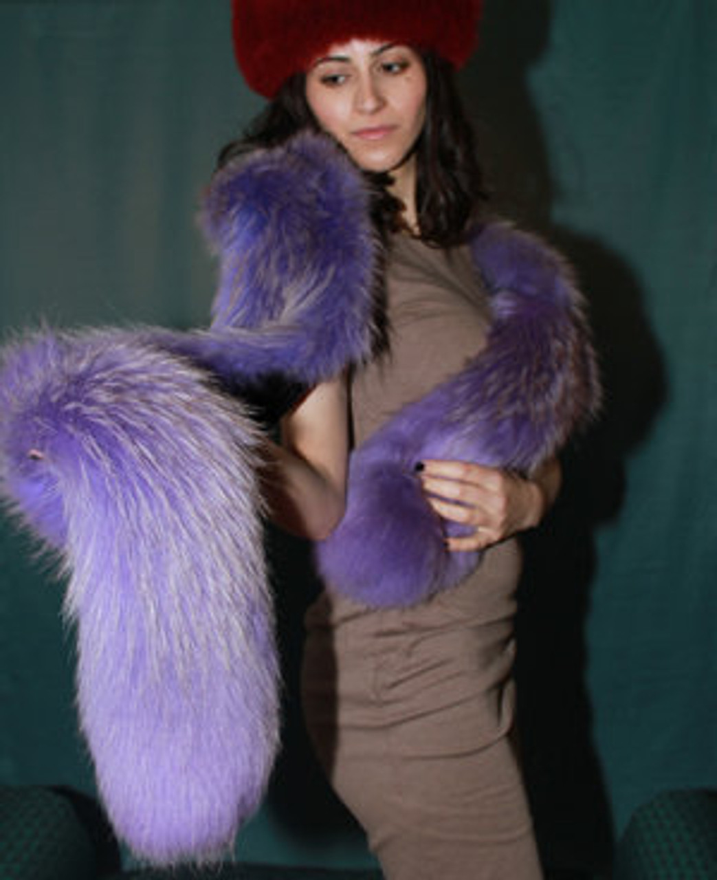 DYED FOX FUR BOA