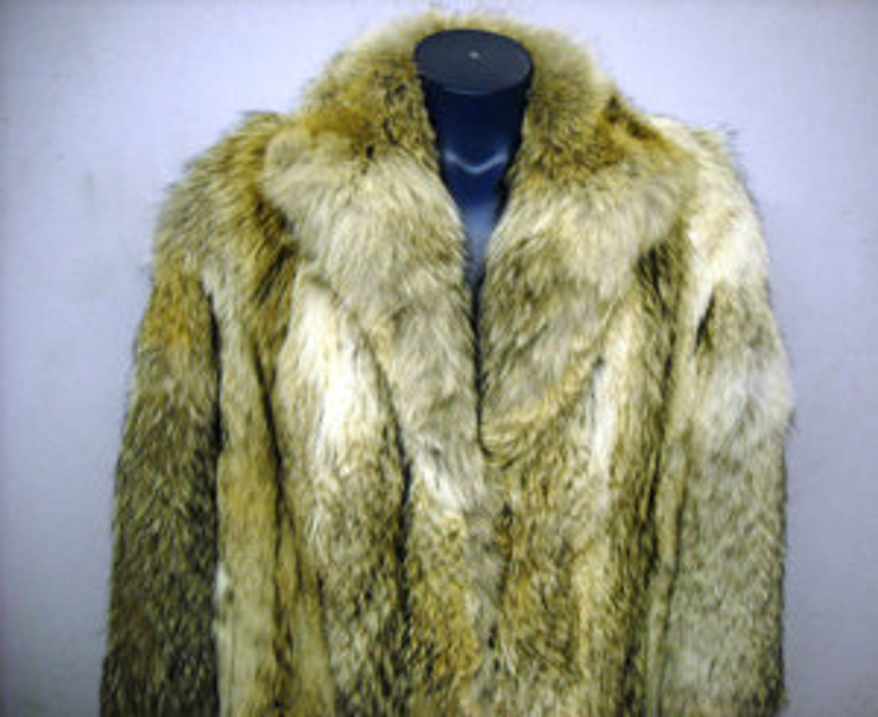 Mens coyote clearance fur coats