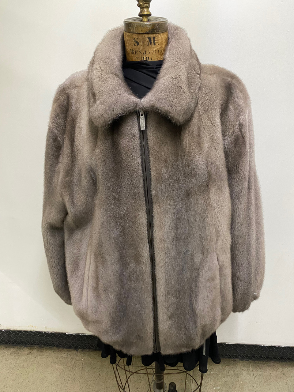 M*S様 美品　Silver Blu(シルバーブルー)MINK×FOXロングコー Sculptured Fur Coat - Mink Fur with Silver Fox Fur Collar