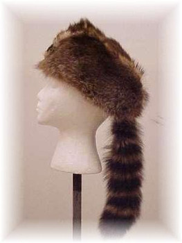 Natural Raccoon "Daniel Boone" Fur Hat with Face Natural Raccoon "Daniel Boone" Fur Hat with Face