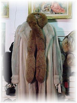 Dyed Light Brown Fox Tail Fur Scarf