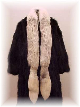 Cross Fox Fur Scarf Full Skin Fur Scarf Width: ~4" Length: ~80" Padded Grosgrain Lining Fur Origin: Norway Manufacturing: USA