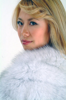 Fox Fur Shawl Blue Fox Shawl Genuine Fur Fits Size: 2-10 Fur Origin: Norway Manufactured: USA
