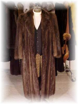 Classic Style Longhair Beaver Fur Coat Classic Style Longhair Beaver Fur Coat