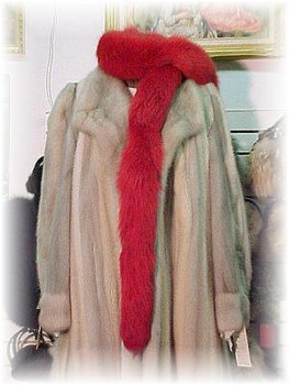 Dyed Red Fox Tail Fur Scarf 1