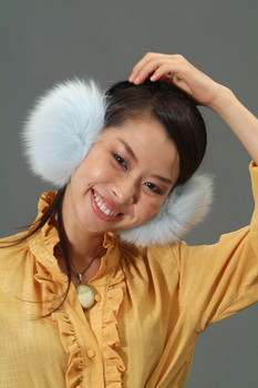 Buy White Fox Fur Earmuffs Buy White Fox Fur Earmuffs