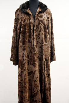 Faux Brown Print Long Coat Faux Fur Print coat Color Available: Black length 49" Sweep 73" Sleeve 29" Crossback 15" Small Wing Collar Bottom Closure Faux Brown Print Long Coat Faux Fur Print coat Color Available: Black length 49" Sweep 73" Sleeve 29" Crossback 15" Small Wing Collar Bottom Closure