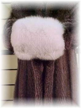 Two-In-One Full Skin Fox Barrel Muff & Carry Bag Two-In-One Full Skin Fox Barrel Muff & Carry Bag