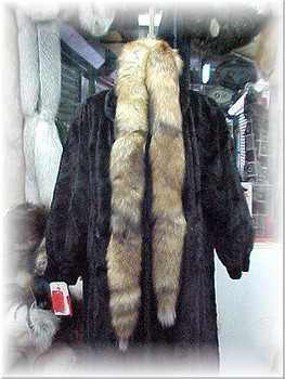 Natural Red Fox Tail Fur Scarf 1