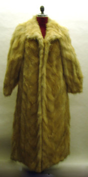 Coyotte Fur Coat Design