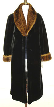 Long Coat with Golden Faux Lynx