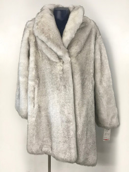 This is 100% faux fur not real.
