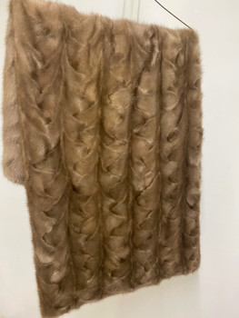 MINK SECTION PASTEL PLATE