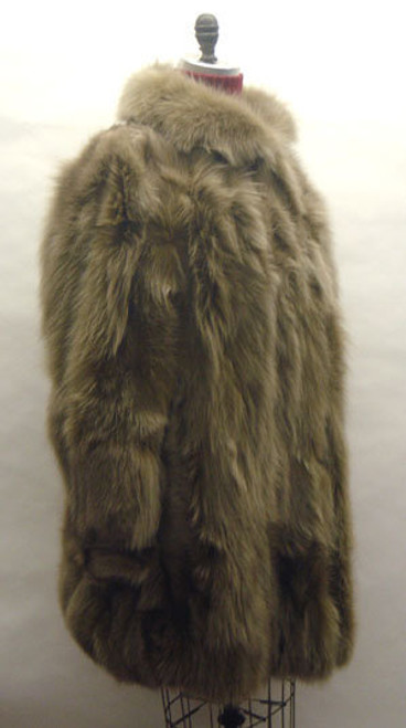 Brown Snowtop 3/4 Fox Fur Jacket Fox Fur Womans 3/4 Color shown is Brown Fur Origin: Norway Hook and Eyes Closure Manufacturing: USA