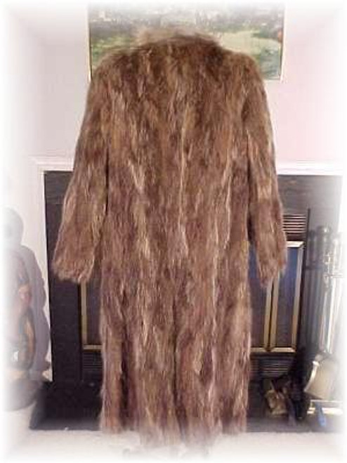 Sectional Raccoon Fur Coat  Natural Raccoon Fur Coat Hook & Eye Closure Sectional Fur Origin: USA Manufacturing: USA