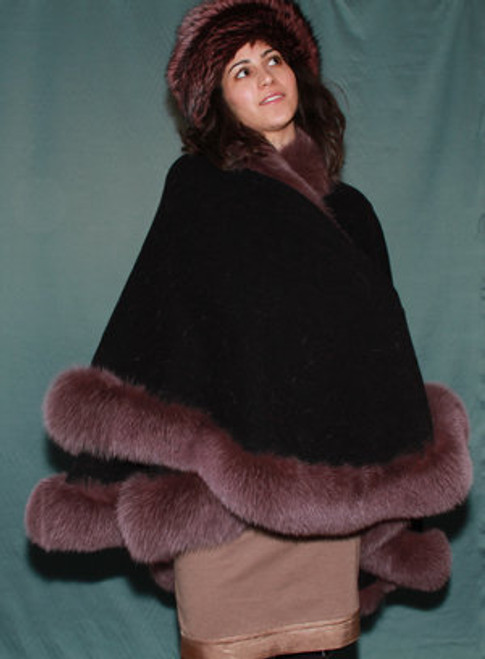 Black Cape with Fox Fur Trim Black Cape Purple Trimmed with Fox Cashmere / Wool blend One size fits most Fur Origin: Norway Manufactured: USA