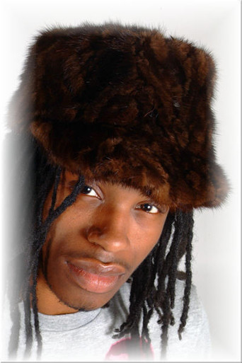 Mink Baseball Fur Cap - furoutlet display picture 3