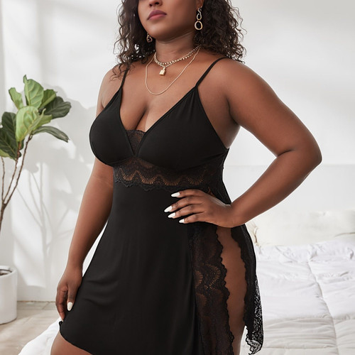 Plus Size Solid Contrast Lace Trim Cami Sexy Nightdress and Slight Stretch Semi Sheer Loungewear