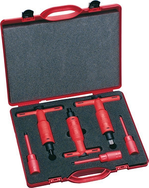 INR1598009