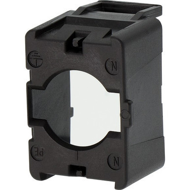 EAO024671