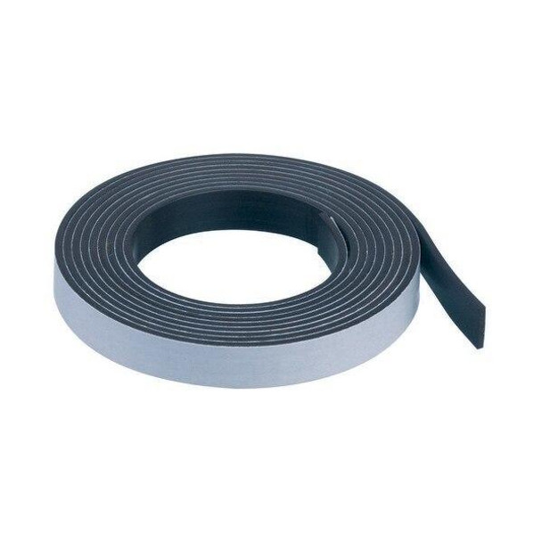 Quartet Magnet Tape Roll 2.1m QTMT17