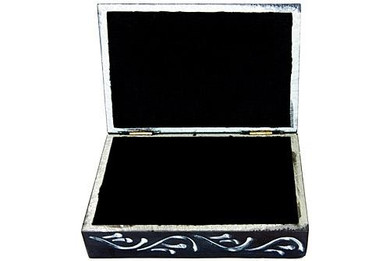 Style elytS Buddha with Celtic Knot Black Soapstone Box 4x6