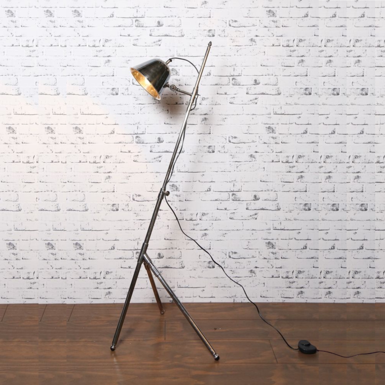 Tripod Floor Lamps