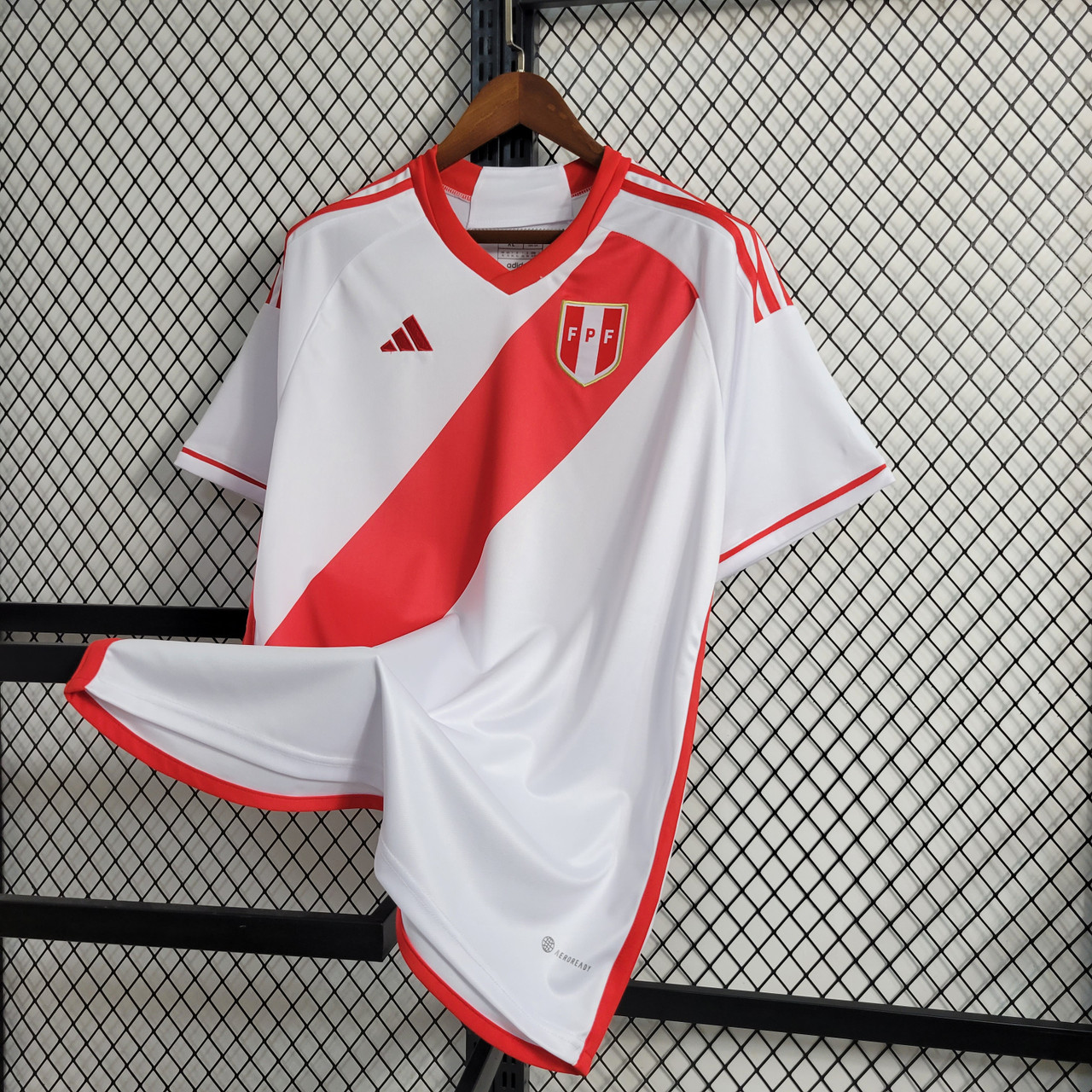 23/24 Peru Home Jersey, L