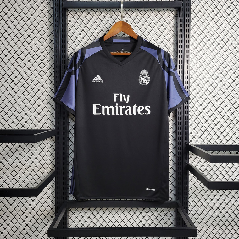 Retro Real Madrid 16/17 Third Jersey