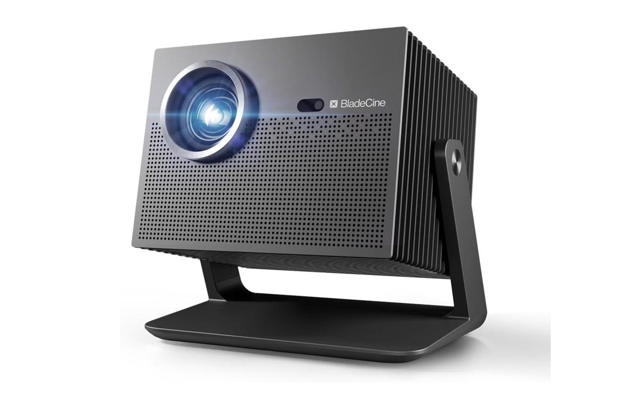 Amazon.co.jp: Bladecine Cube 600 プロジェクター 600ISO