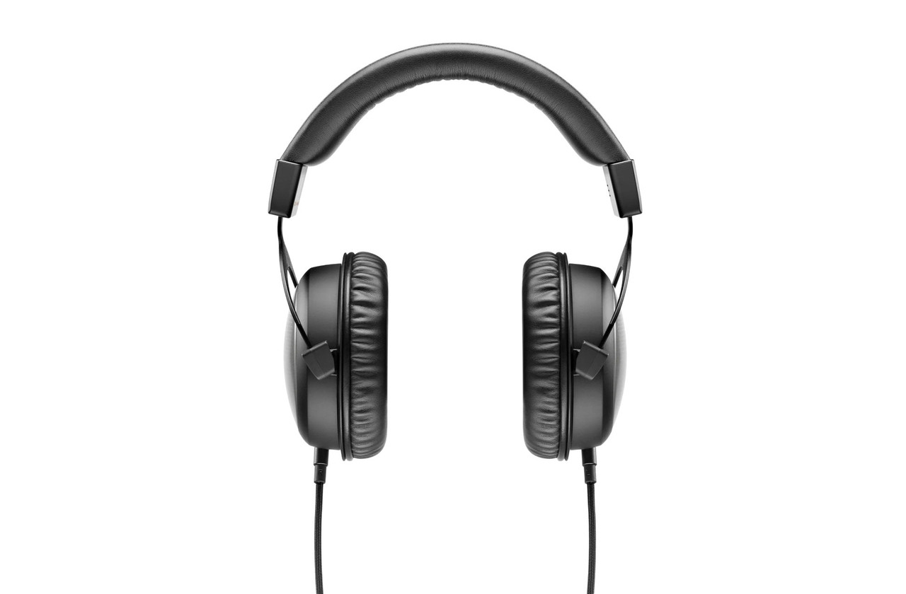 Beyerdynamic T5 (3rd Generation) | Over Ear Closed Back Headphones
